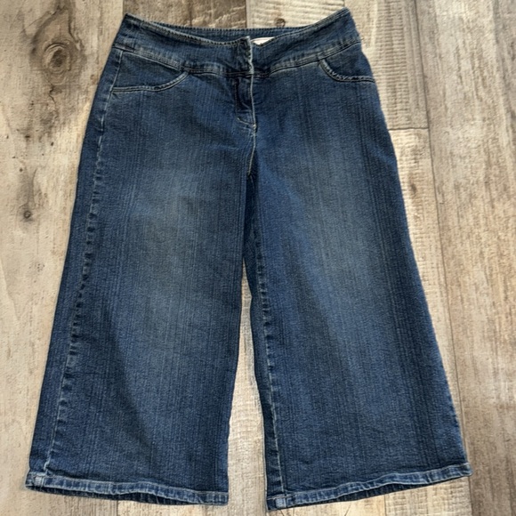 AMI  Wide Leg‎ Capri jeans-size 6 - Picture 2 of 6